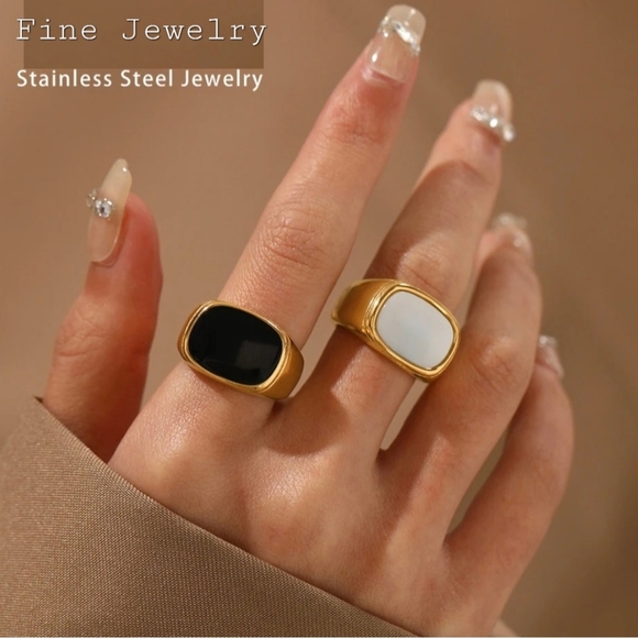 18K GOLD OVER STAINLESS STEEL RING - Picture 3 of 4